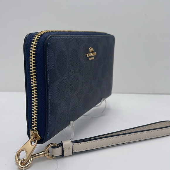 Coach Long Zip Around Wallet Wristlet In Signature Canvas Gold/DENIM MULTI - Picture 5 of 16